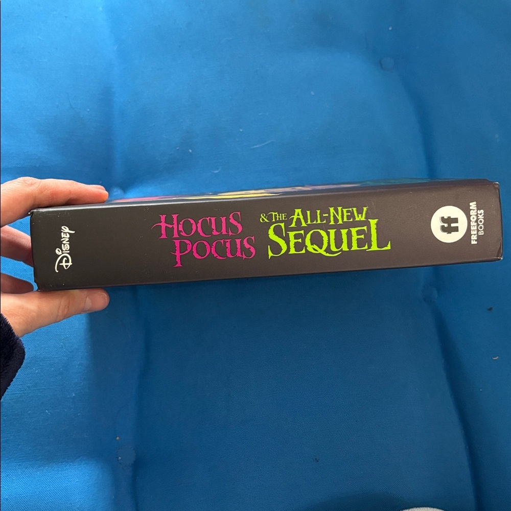 Disney Hocus Pocus & The All New Sequel Hard Cover New York TimesBestSellerNWOTS - Picture 3 of 12